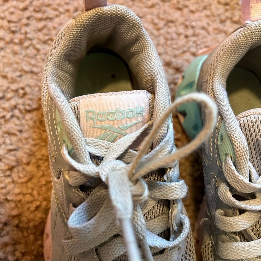 Reebok | Girl sneaker shoes, size 11 - Picture 5 of 5